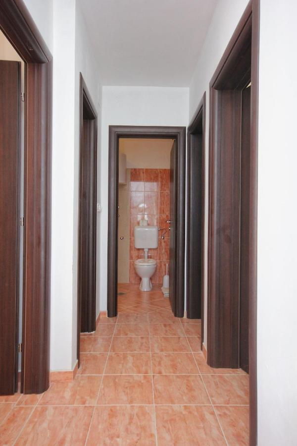 Apartments By The Sea Vlasici, Pag - 9324 外观 照片