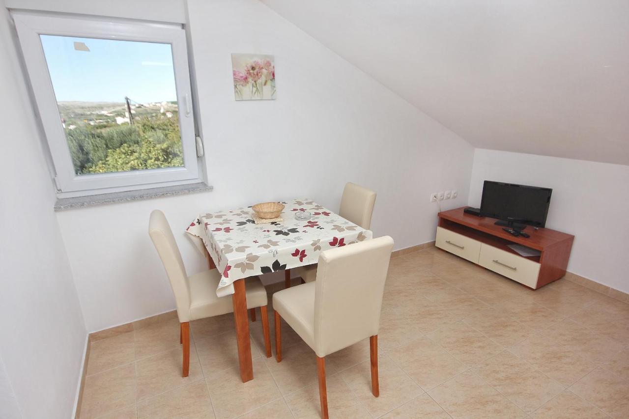 Apartments By The Sea Vlasici, Pag - 9324 外观 照片