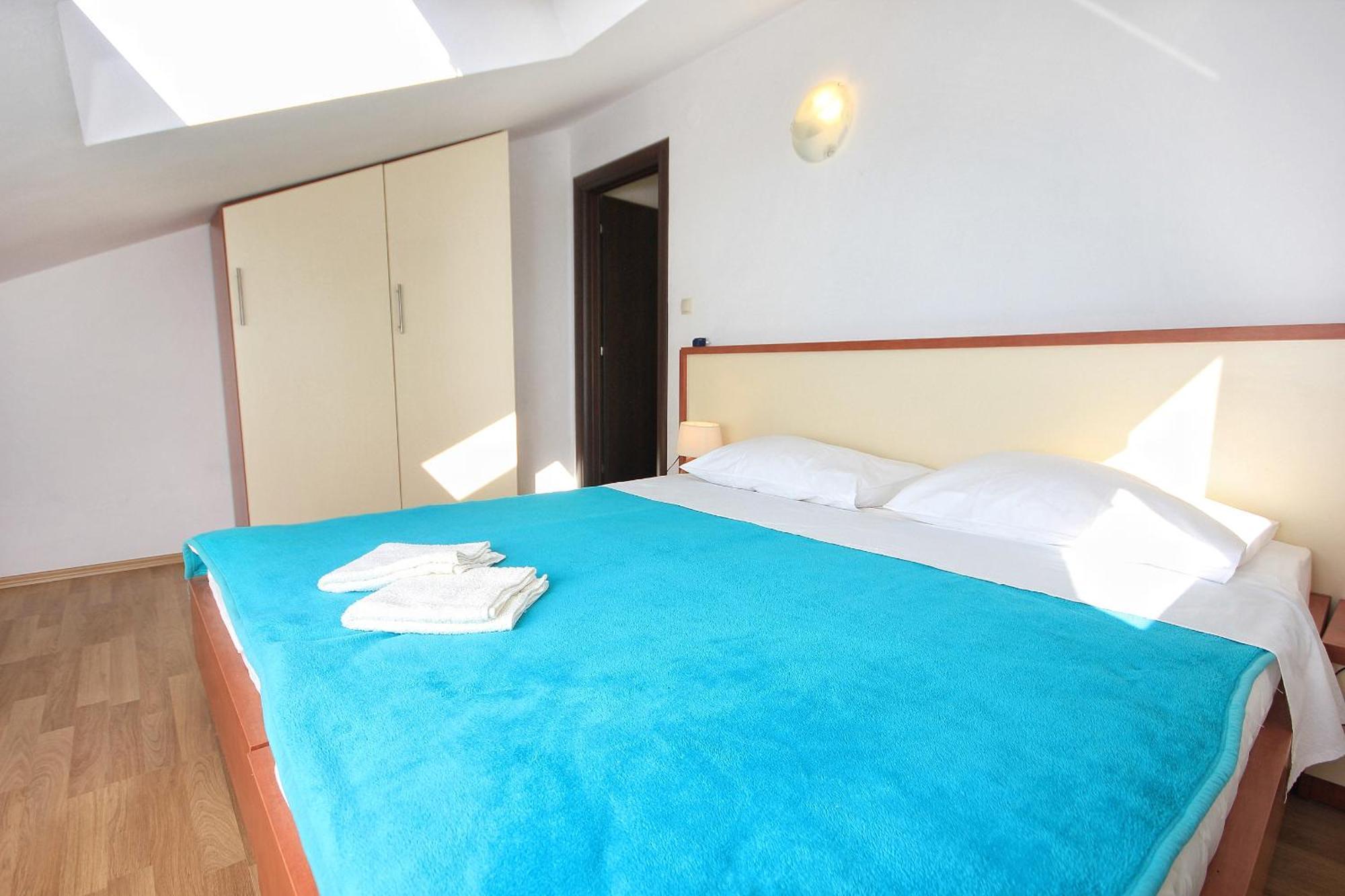 Apartments By The Sea Vlasici, Pag - 9324 客房 照片